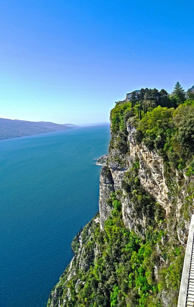 Casa De Pol Exclusive Lake View By Gardadomusmea Tremosine Luaran gambar